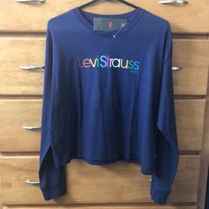 Levi’s Cropped Long Sleeve Logo Tee